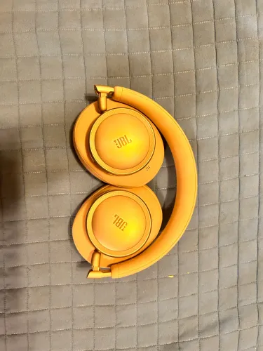 JBL Tune 780NC Creme