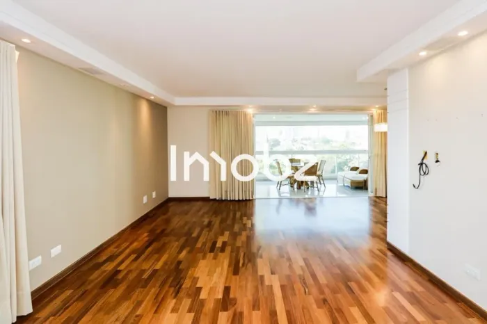 Apartamento à Venda - Campo Belo, 3 Quartos, 177 m2