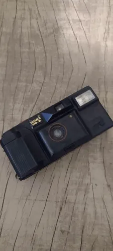 Câmera Yashica