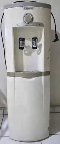Bebedouro de Coluna Esmaltec Gelágua