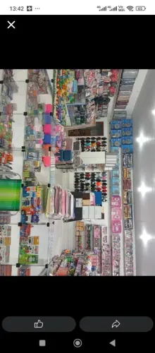 Mercadoria para loja de variedades