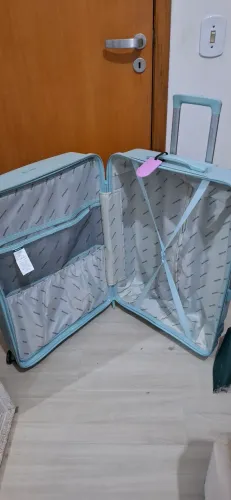 Mala viagem grande usada 1x marca BAGAGGIO