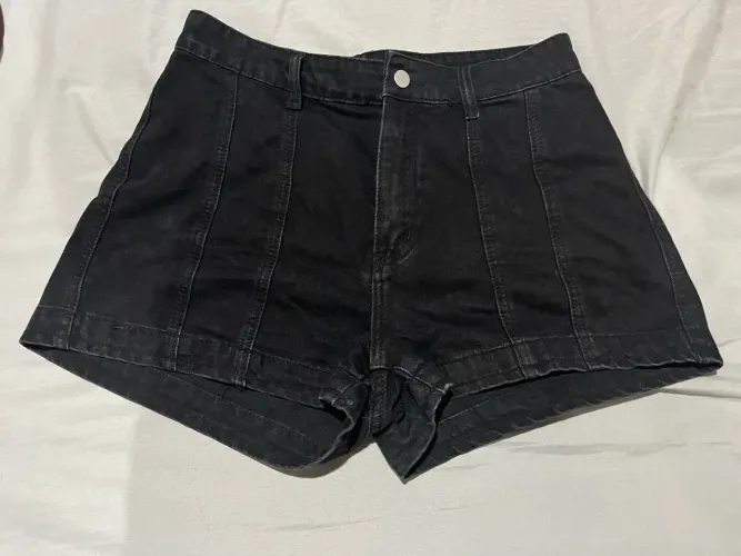 Shorts feminino shein