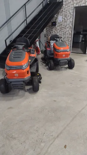Tratores cortadores de grama husqvarna