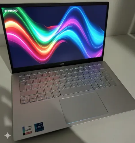 Notebook Dell Inspiron i5 (1KG Tela 13 95% SRGB) DDR4X 4267 Mhz