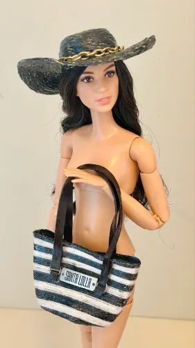Bolsa e chapéu em crochet para boneca Barbie 