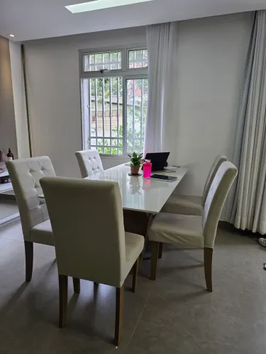 Mesa de Jantar Retangular 