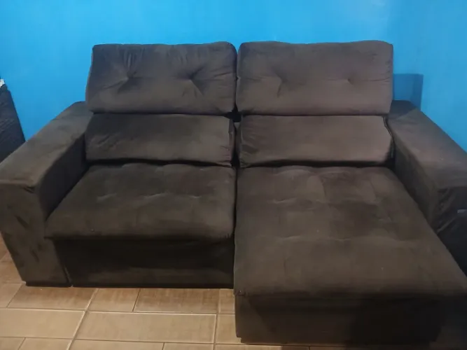 Sofa de molas ensacadas seminovo 