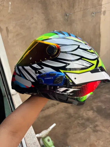 Capacete MT thunder 4