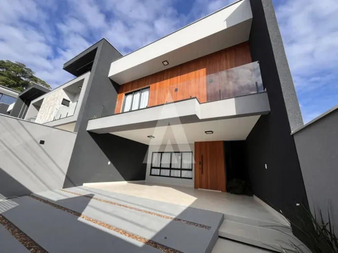 Casa nova de alto padrão com 3 suítes no bairro Glória, com 156,79 m².