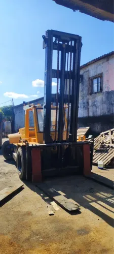Empilhadeira Hyster 10 ton.