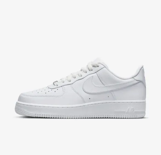 Tênis Air Force 1 branco  tamanhos disponíveis 36,  39 e 40 