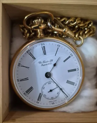 Relógio De Bolso Tissot Dourado "Chs Tissot & Fils 1853" C/ Corrente - Impecável
