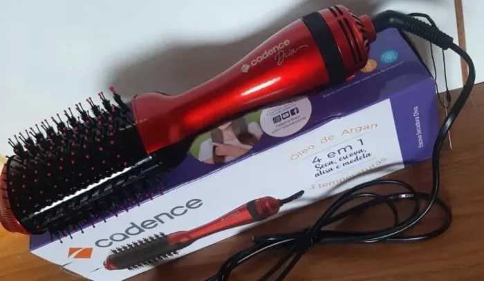 Escova cadence diva 4 em 1