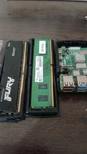 2 memória + 1 mini pc