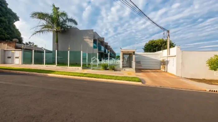 Casa em condomínio à venda, Vila Nasser, Campo Grande, MS