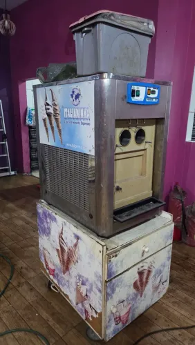 Máquina de sorvete Italianinha