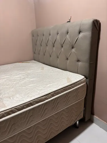 Vende-se cama casal