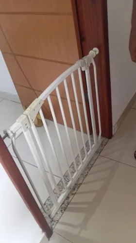 Portão de proteção marca Mor