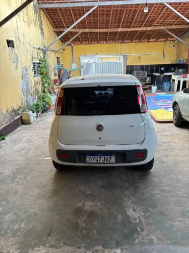 Fiat Uno Vivace/rua 1.0 EVO Fire Flex 8V 5P 2014