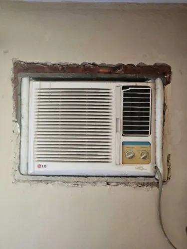 Ar Condicionado de Janela LG GOLD PROTECTION 9.000BTU/h