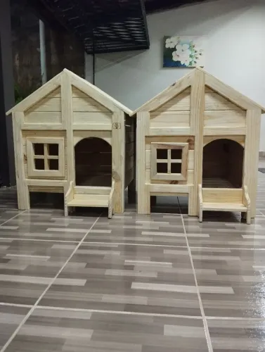 Casinha para PETs em Pinus