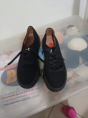 Sapato Fechado Preto - Tamanho 34