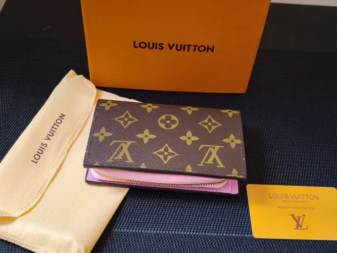 Carteira Louis Vuitton Rosa.