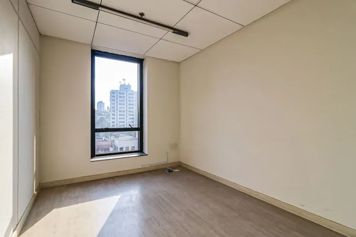 Sala comercial na Avenida Doutor Guilherme Dumont Vilares, 1210 - Conjunto 32 40 m²