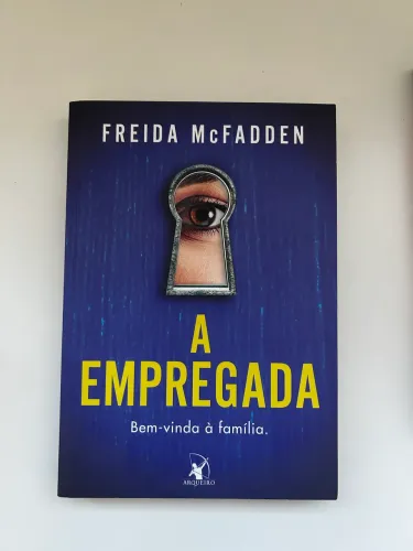 livro a empregada- freida mcfadden