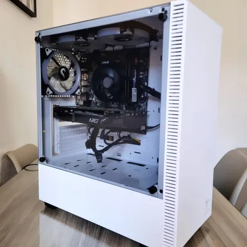 PC Gamer RYZEN 5 1600AF + RX 580 8GB + 16GB RAM + SSD 480GB (DESCONTO NO PIX)