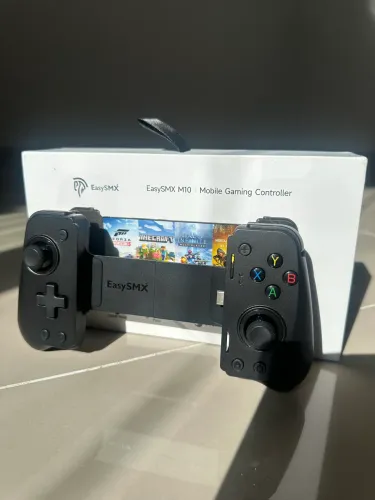 Controle Celular EasySMX M10 