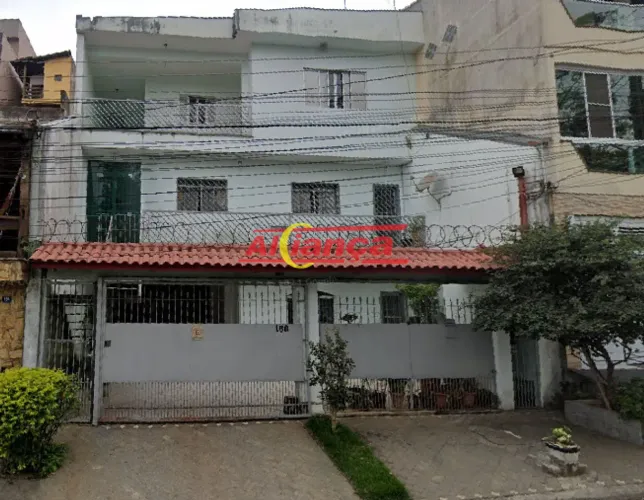 SOBRADO NO PARQUE CONTINENTAL II COM 5 DORMITÓRIOS SENDO UMA SUÍTE COM 539,79 M²