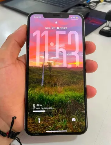 Vendo iPhone 11 por max
