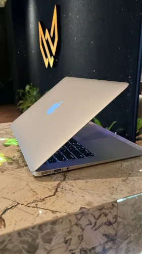MacBook 