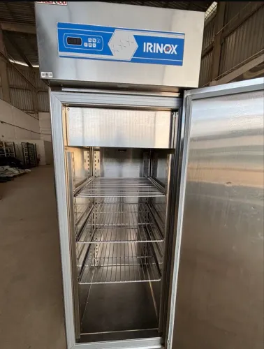 Armário Refrigerado Labor Irinox -22 graus 