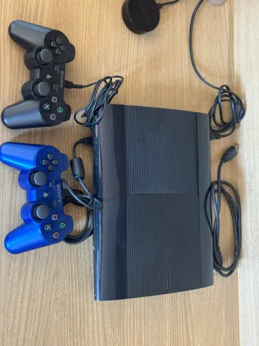 PlayStation 3 c/8 excelentes jogos.
