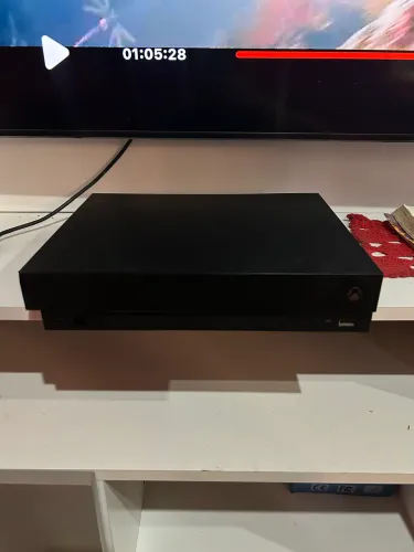 Xbox one x 1t