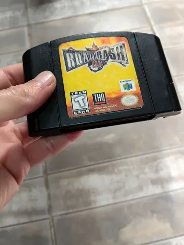 Road Rash 64 original Nintendo 64(não faço olx pay)