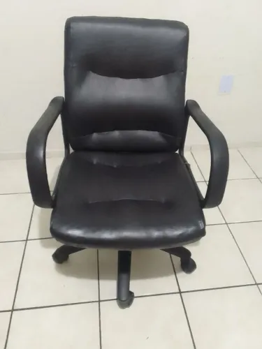 Cadeira de rodinhas