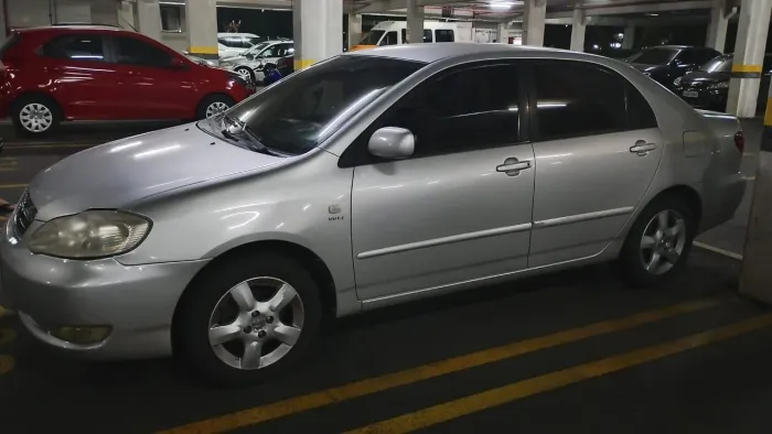 Toyota Corolla XLI 1.6 16V 110cv Mec. 2005