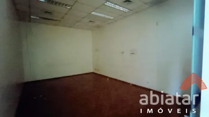 Sala comercial para locação no Parque Pinheiros 20m² Taboão da Serra/SP