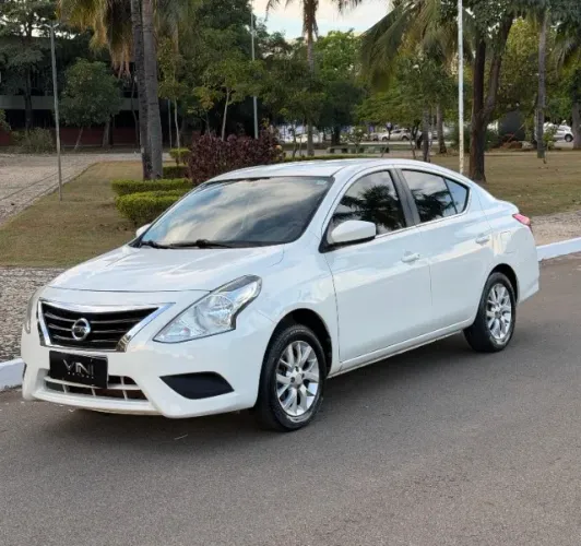 Nissan Versa SL 1.6 16V Flexstart 4P Mec. 2016
