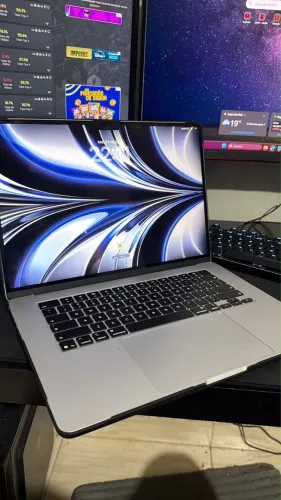 MacBook Air de 15 polegadas: Chip M5, 512GB