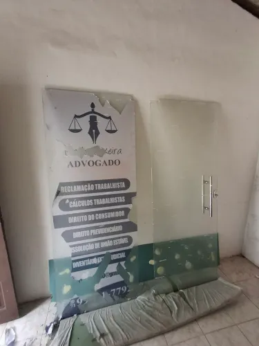 PORTAS DE VIDRO