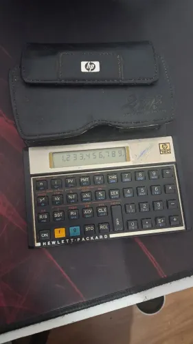 Calculadora financeira HP 12C usada com case