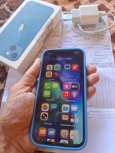 Iphone 13 128gb com pelicula, capinha, caixa, carregador e nota fiscal.
