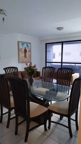 Apartamento para locação com três quartos mobiliado, m Intermares
