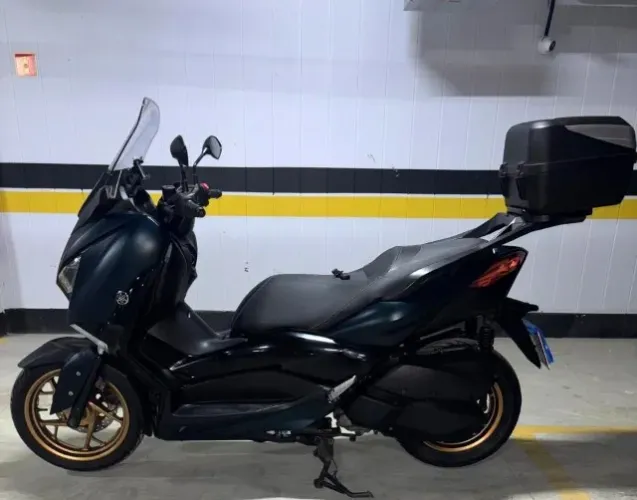 Yamaha Xmax 250 22/23 - Único dono