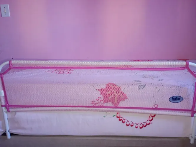 GRADE DE PROTEÇÃO PARA CAMA